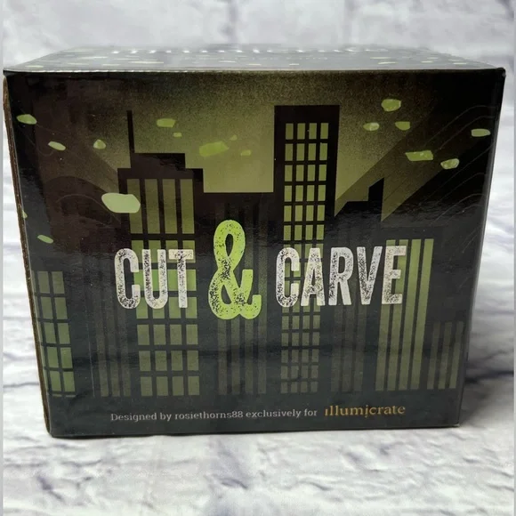 Illumicrate Cut & Carve Jade City Black and Green Mug - Picture 5 of 9